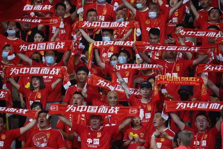 足球规则一场多久比赛结束